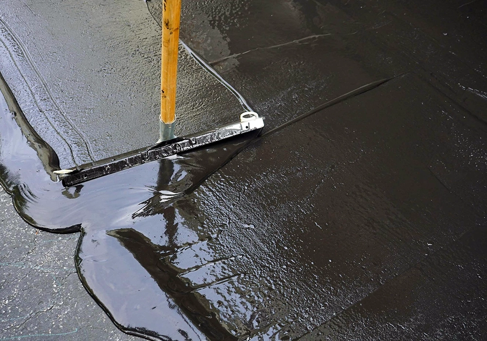 Sealcoating main image